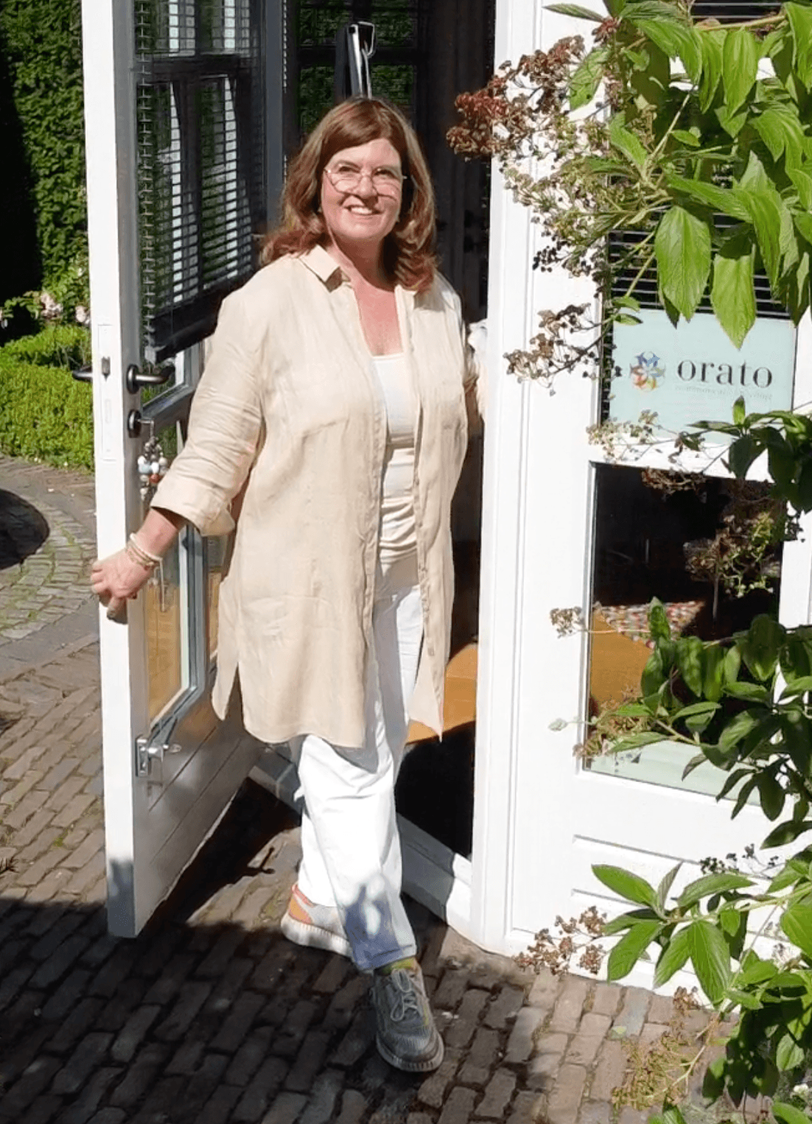 Ardie bij de deuropening