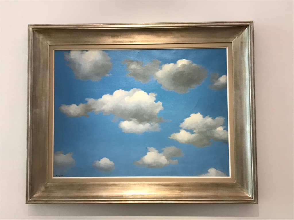Wolkenlucht als beeld voor denken in mogelijkheden.